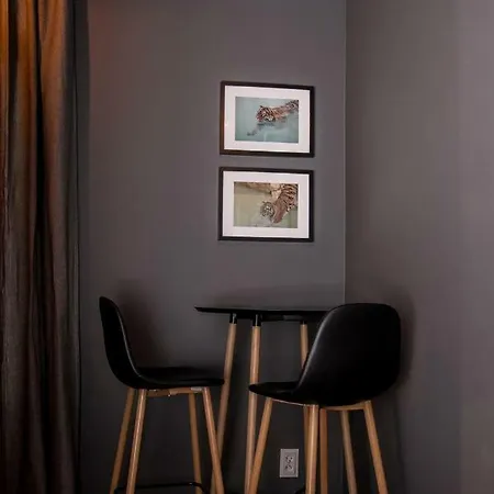 W1 Hotel apartamentowy 3*